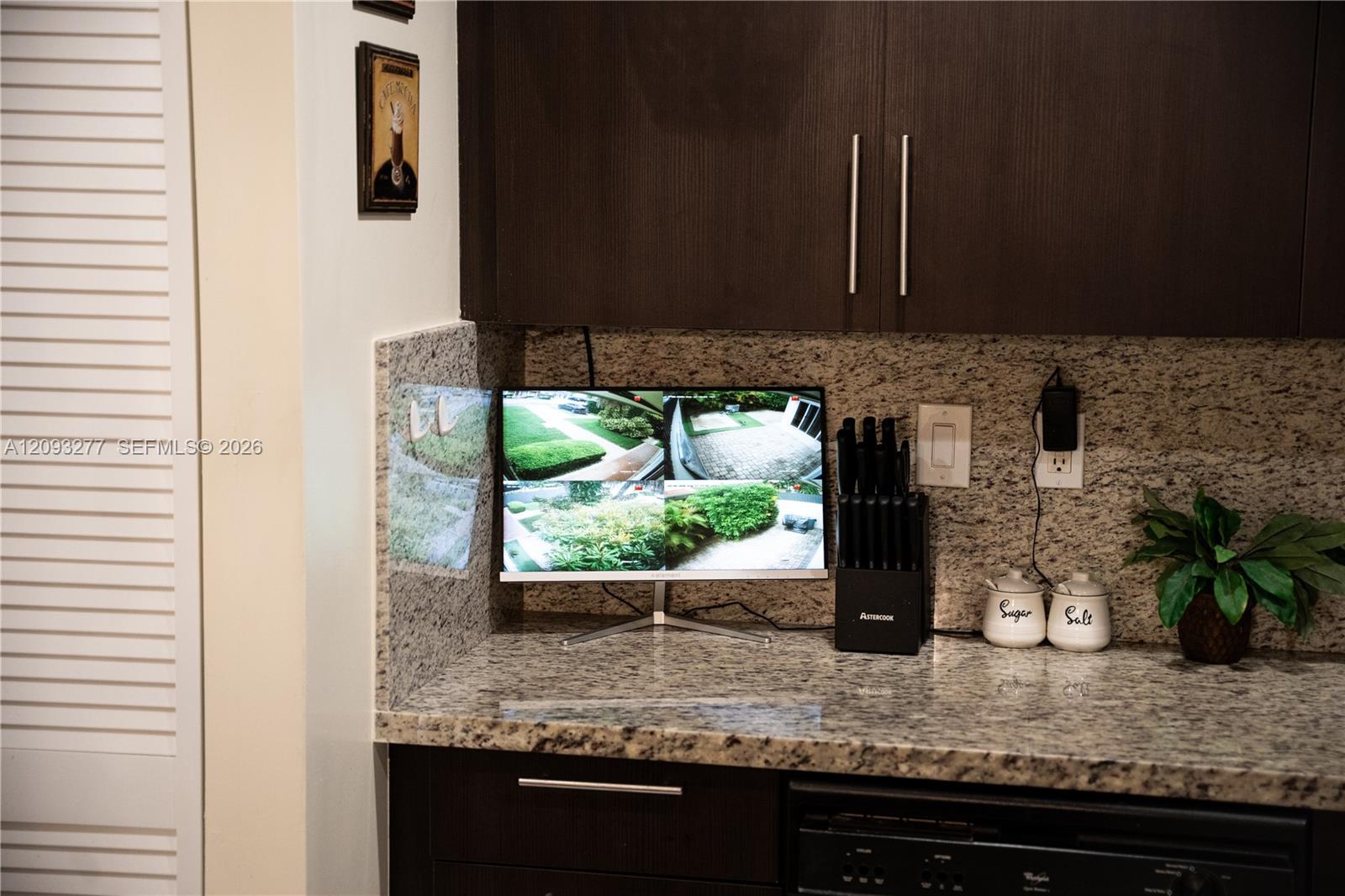 A12093277 Property Photo 36