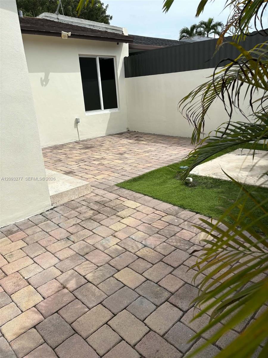 A12093277 Property Photo 43