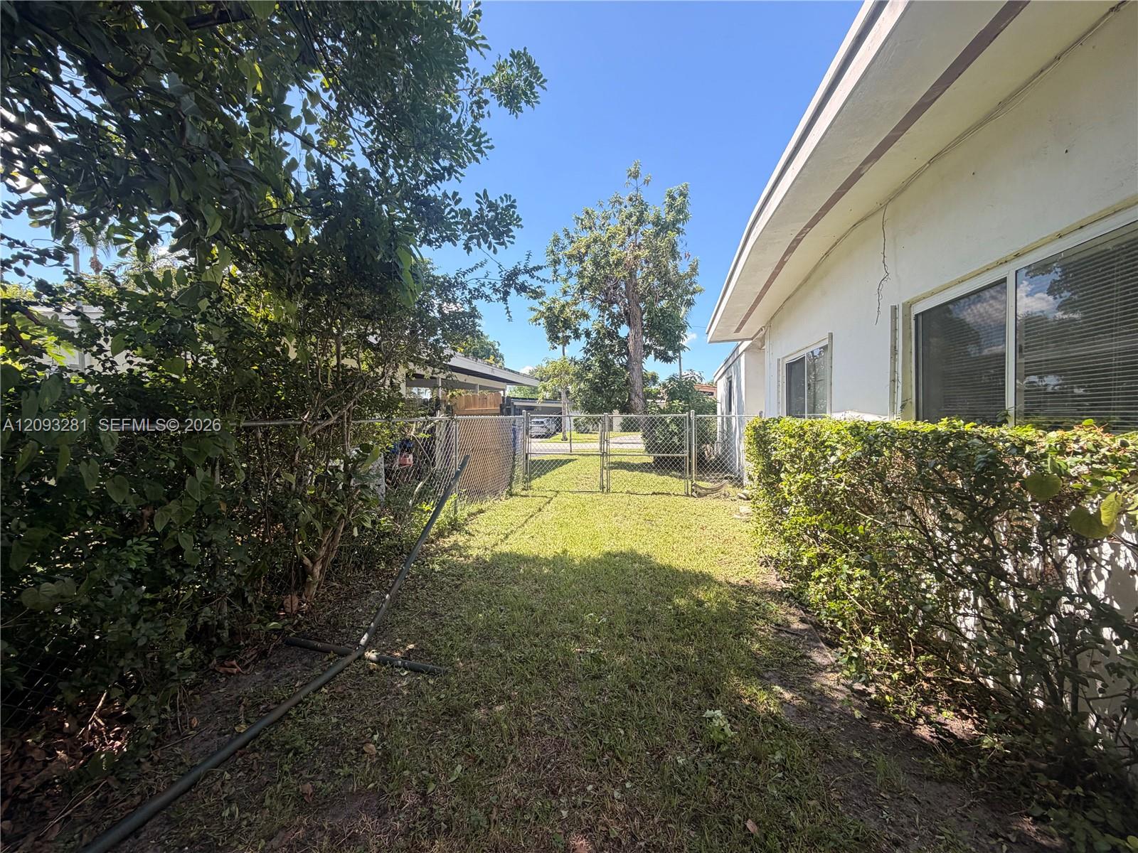 A12093281 Property Photo 33