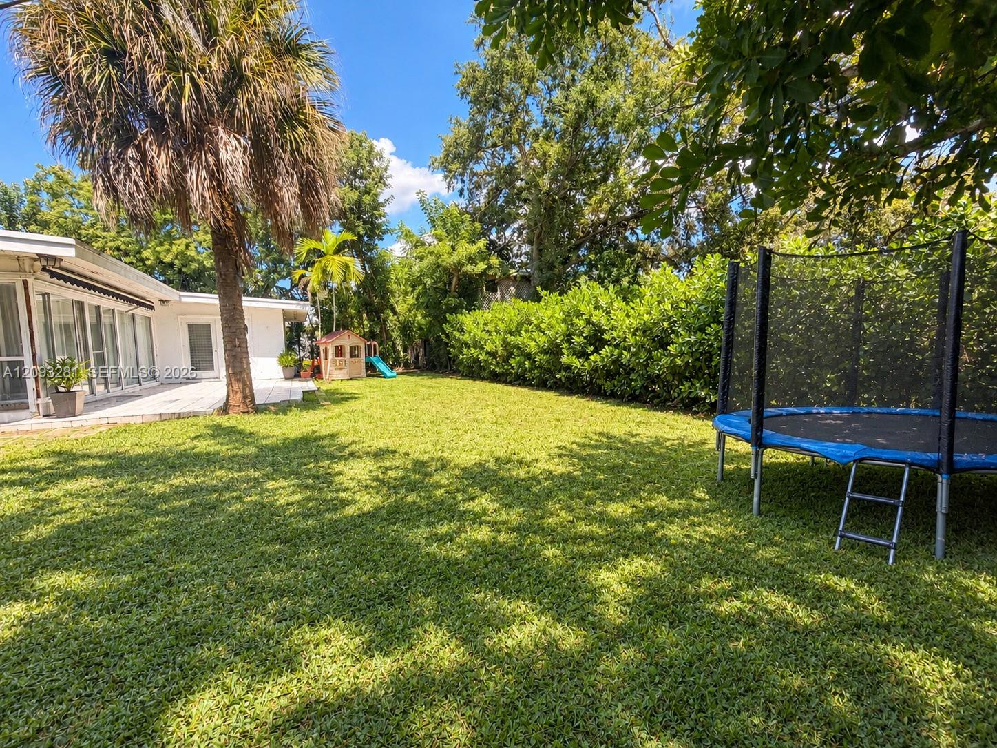 A12093281 Property Photo 34