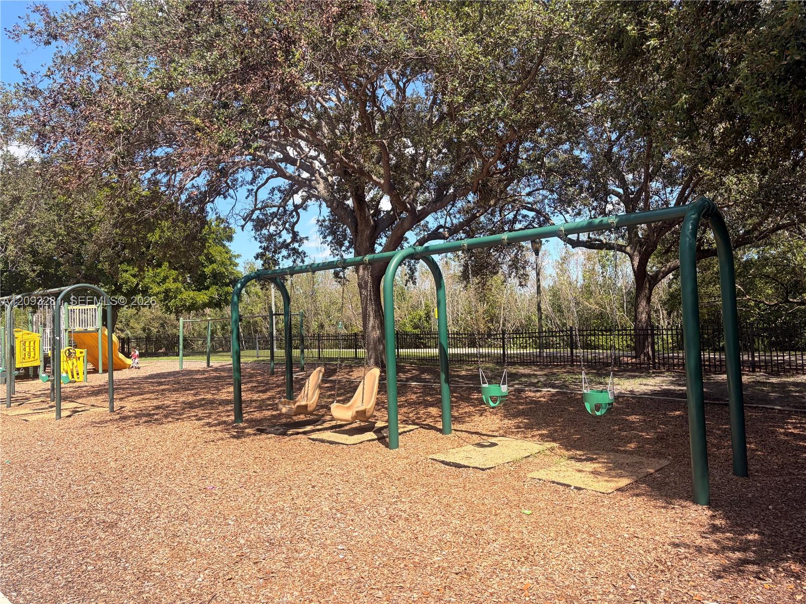 A12093281 Property Photo 40