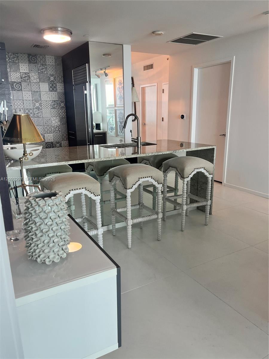 900 Biscayne Boulevard 2702 Property Photo 8
