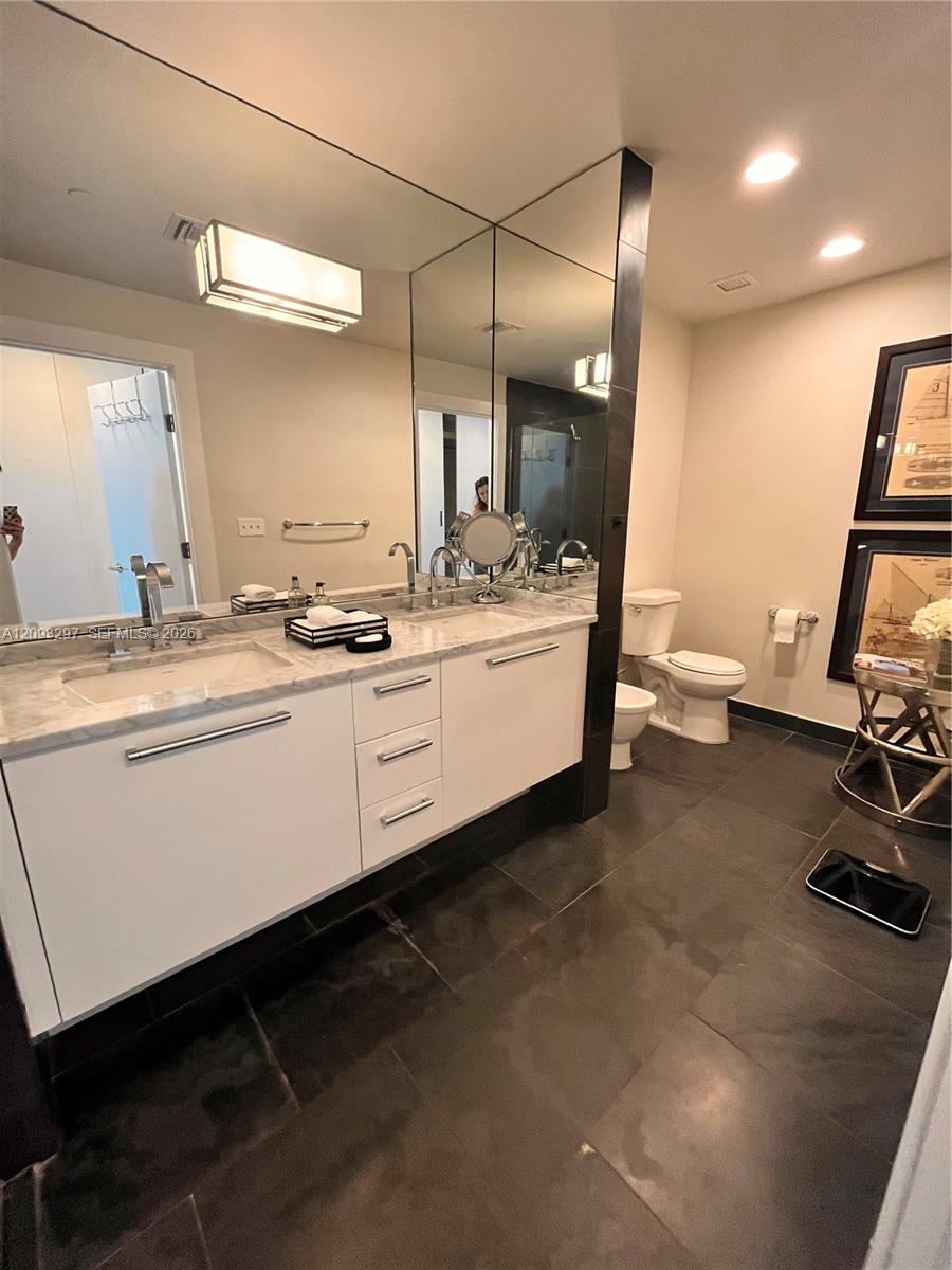 900 Biscayne Boulevard 2702 Property Photo 13
