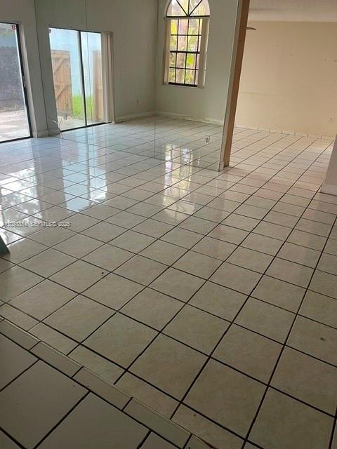 A12093314 Property Photo 3