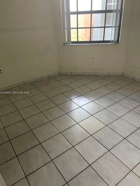 A12093314 Property Photo 11