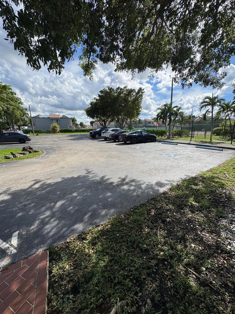 A12093314 Property Photo 17