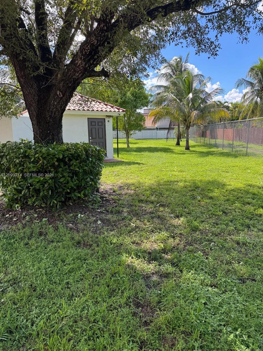 A12093314 Property Photo 20