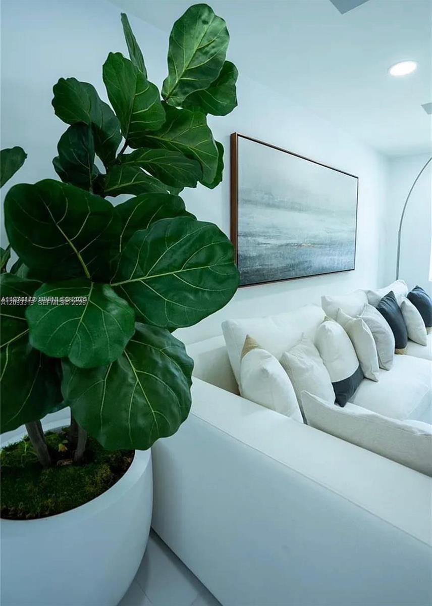 A12093319 Property Photo 23