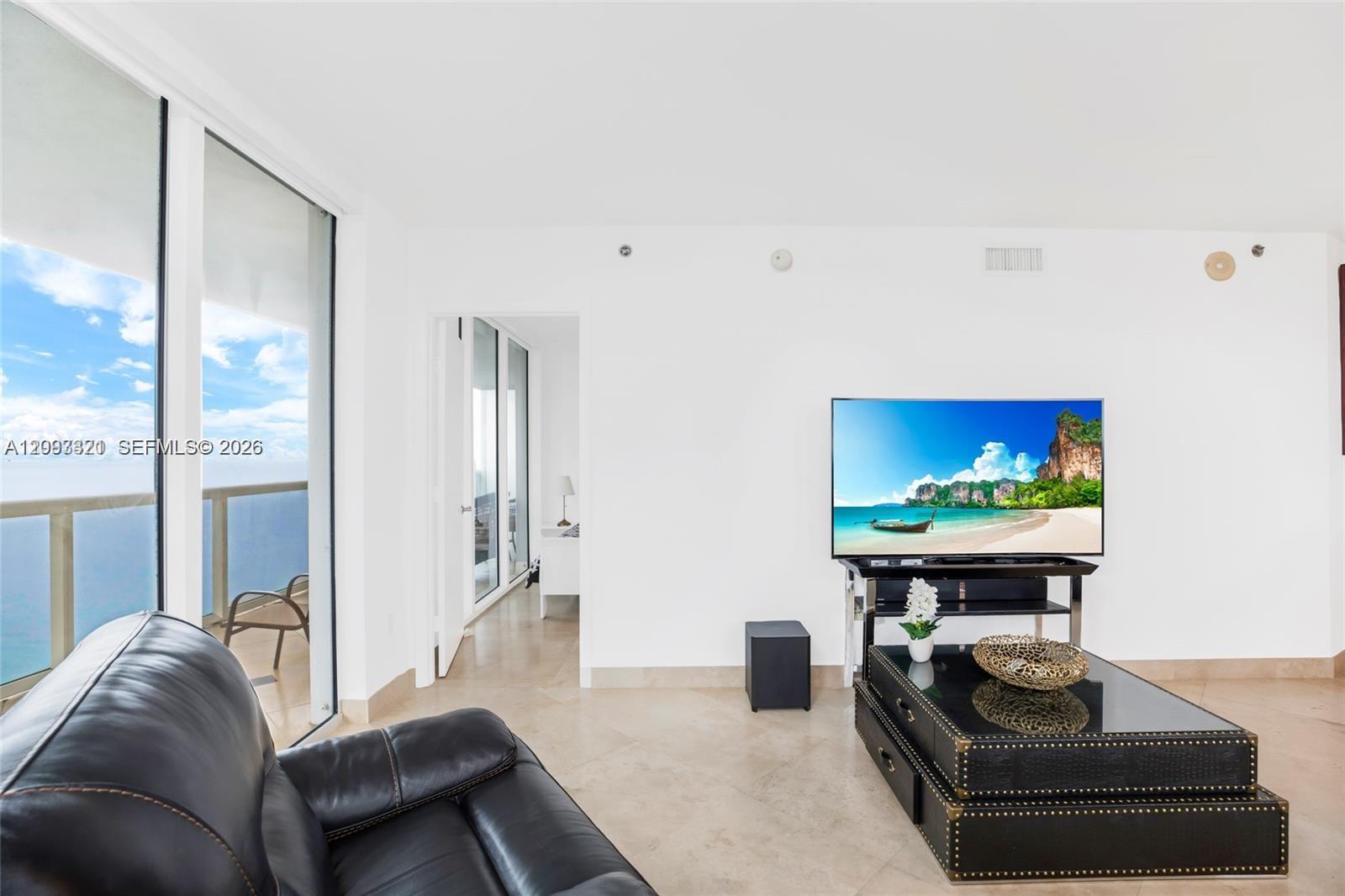 1830 S Ocean Drive 2808 Property Photo 6