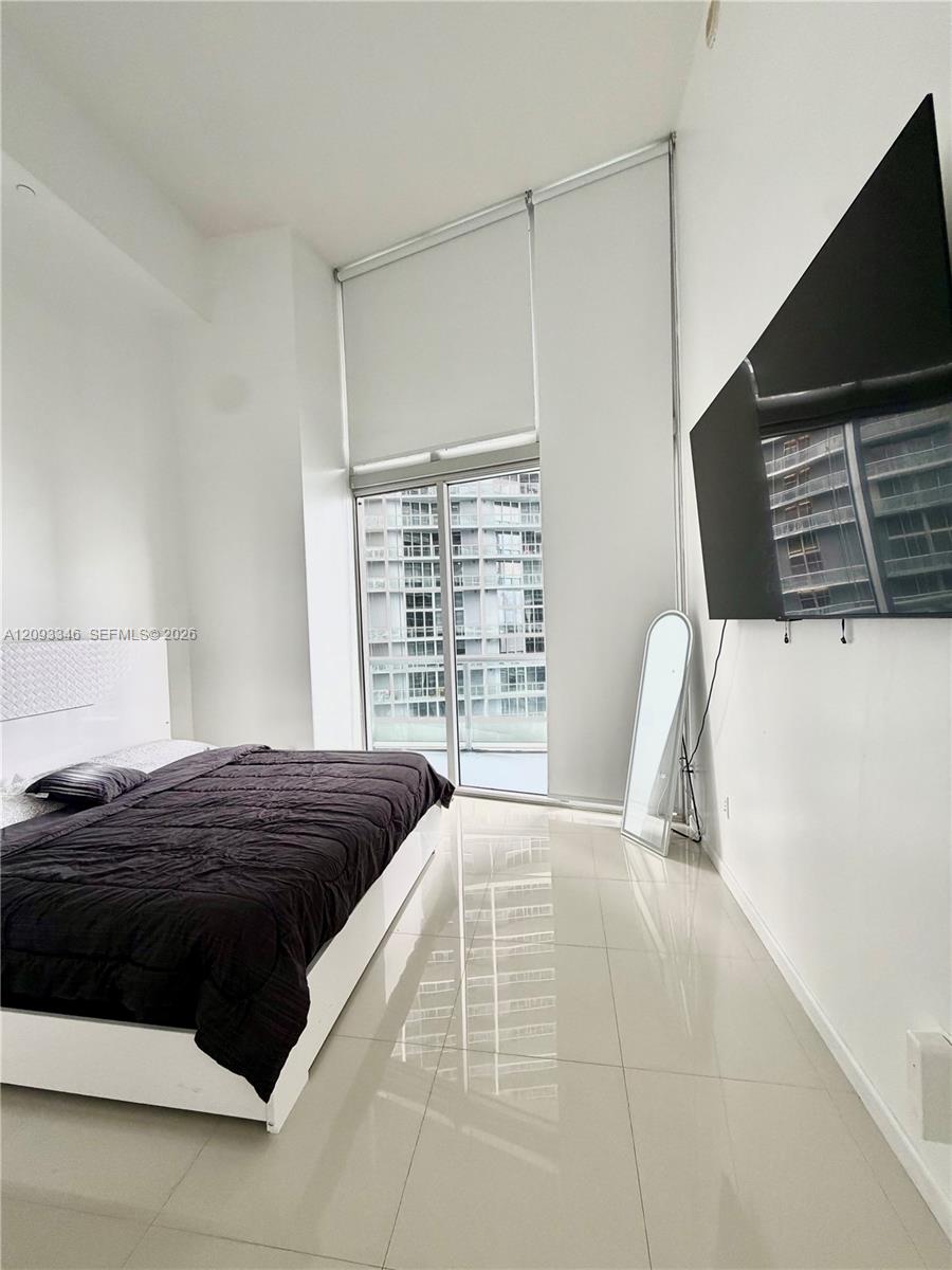 495 Brickell Avenue 2206 Property Photo 7