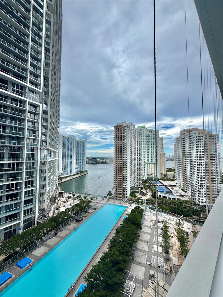 495 Brickell Avenue 2206 Property Photo 10
