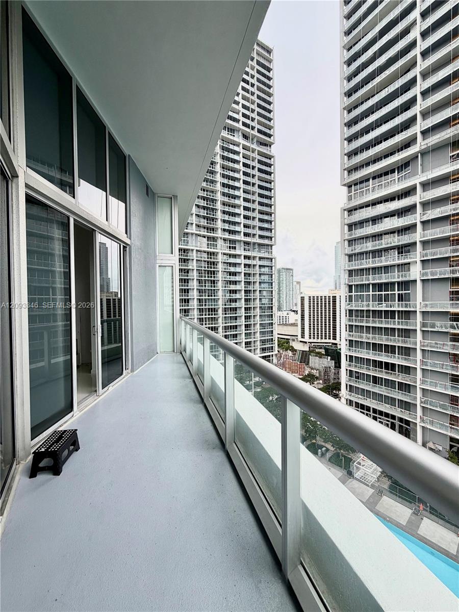 495 Brickell Avenue 2206 Property Photo 11
