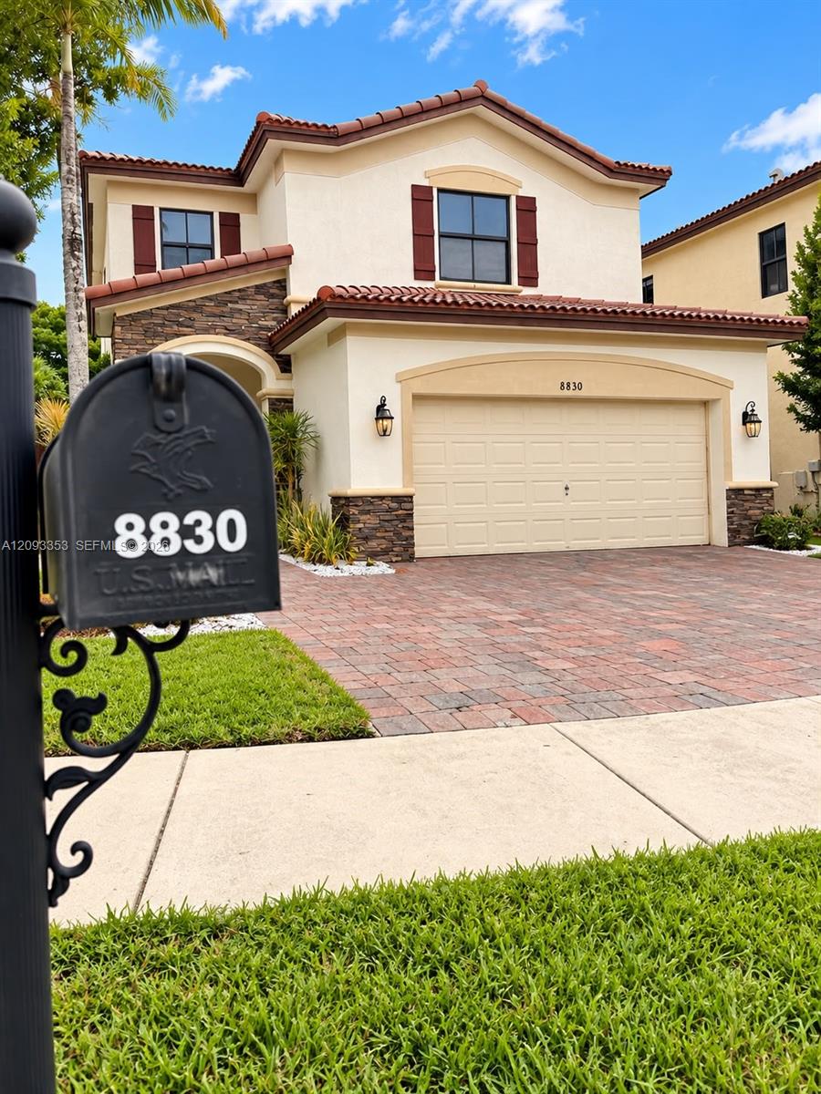 8830 Nw 101st Place Property Photo 2