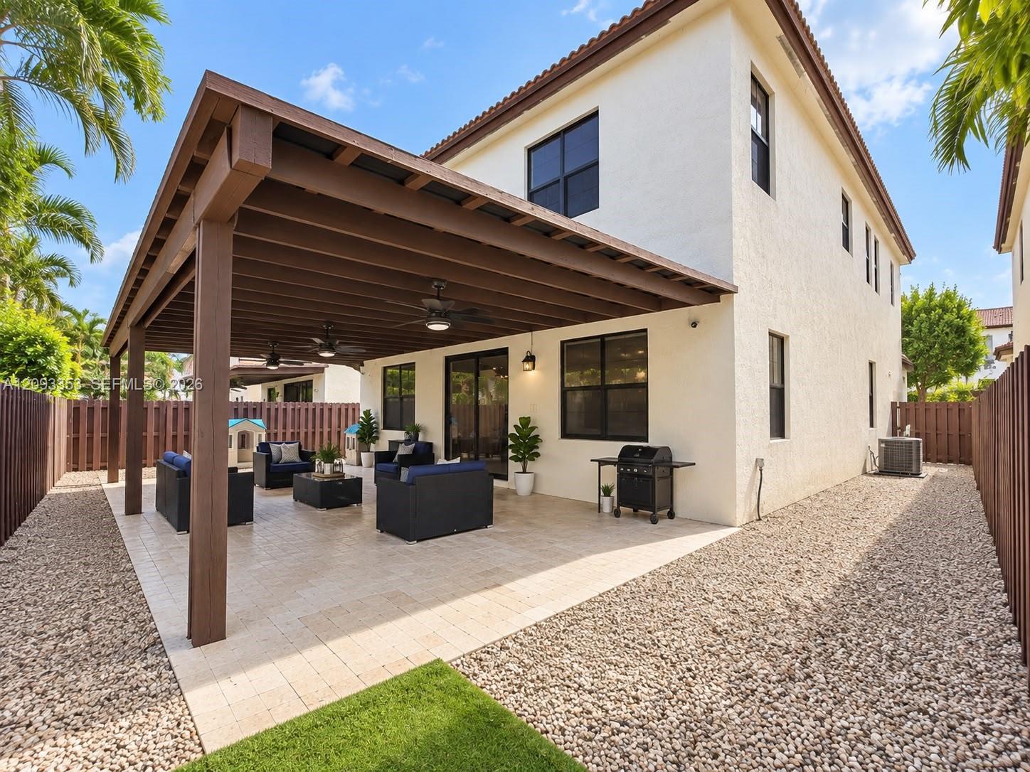 8830 Nw 101st Place Property Photo 16