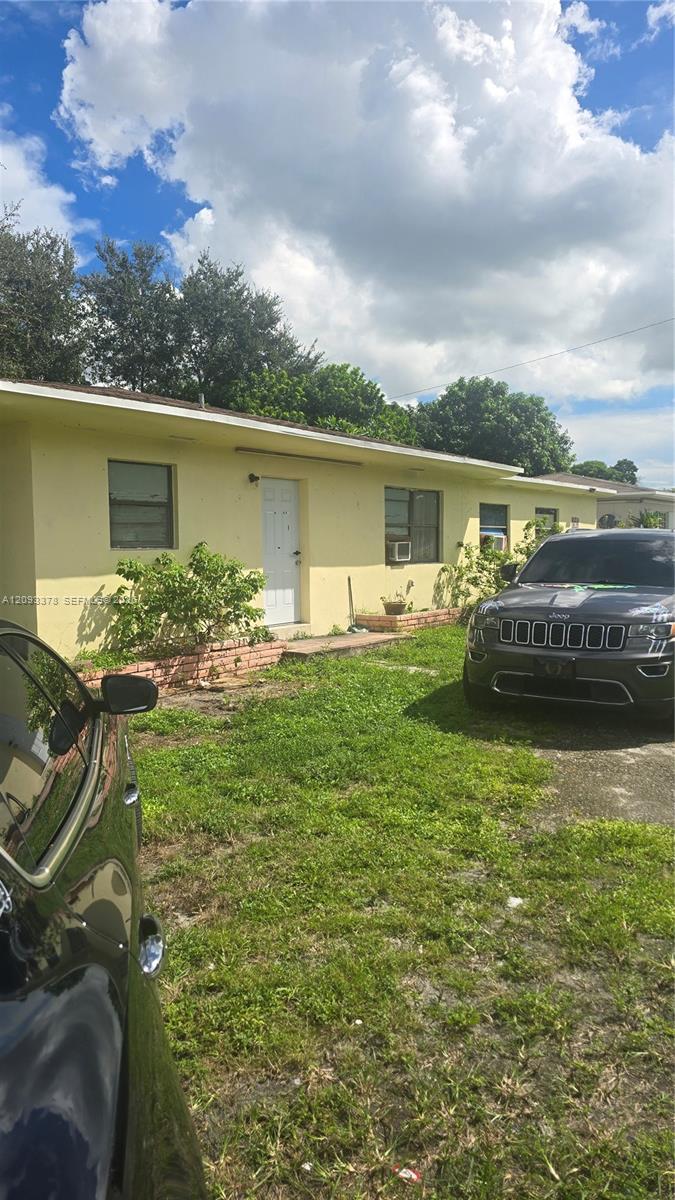 11351 Nw 11th Avenue Property Photo 1