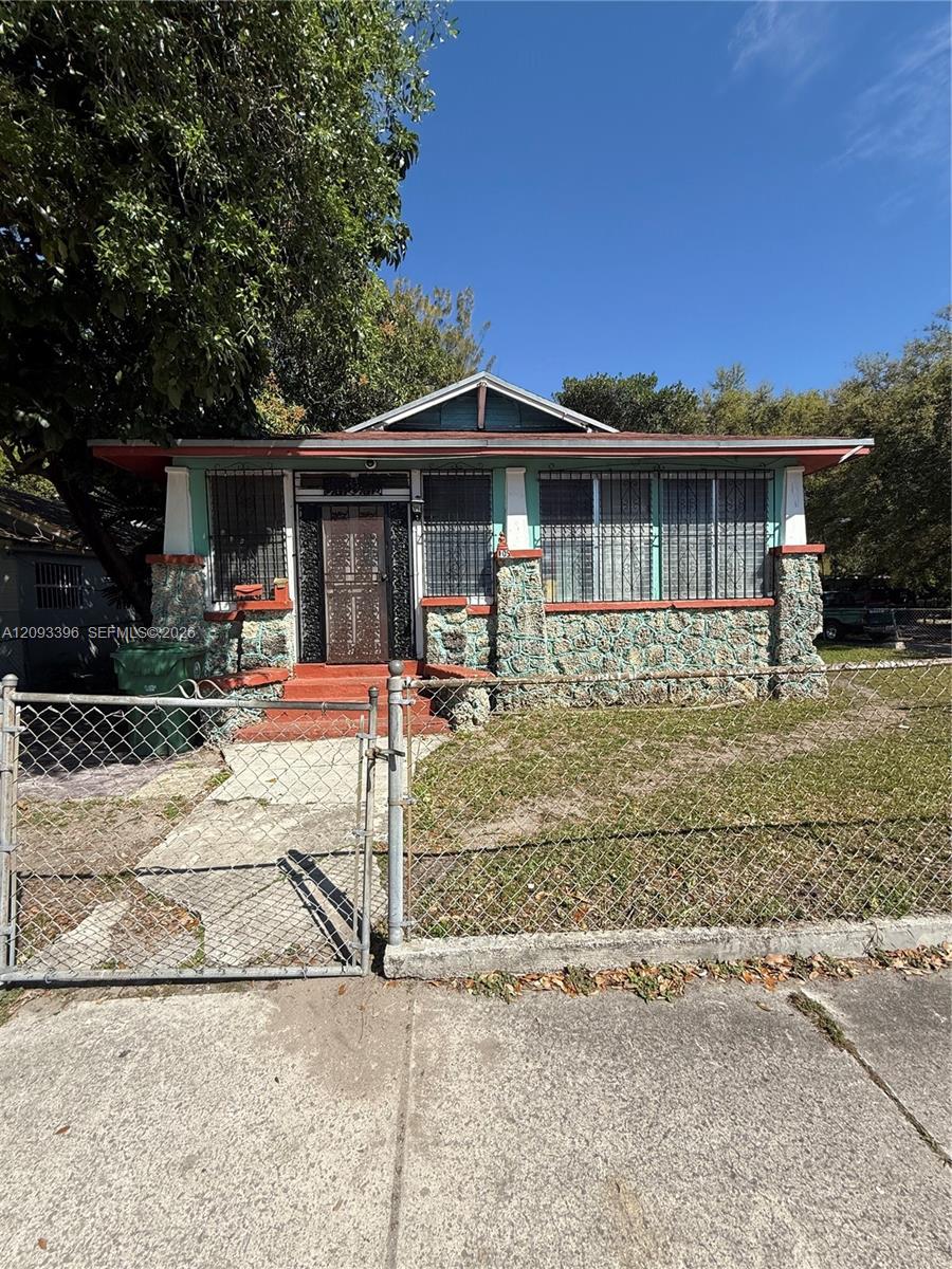 105 NW 58th Street Property Photo 1