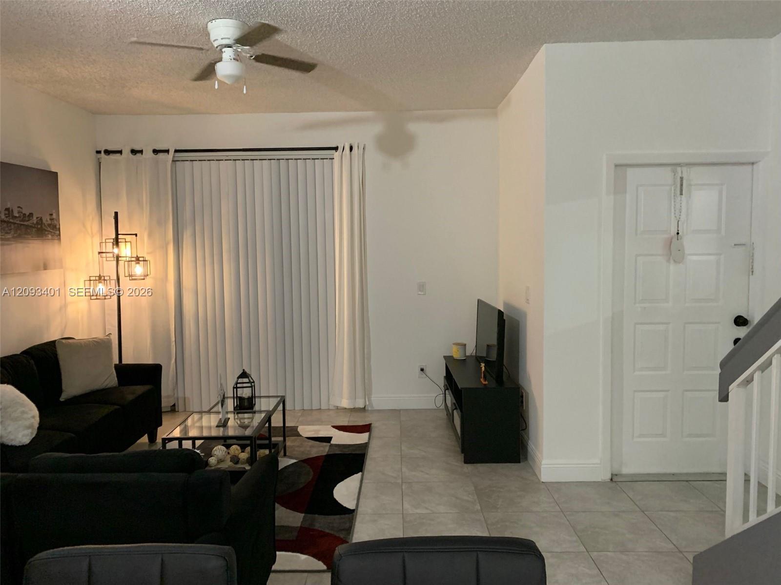 18342 Nw 68th Avenue O Property Photo 5