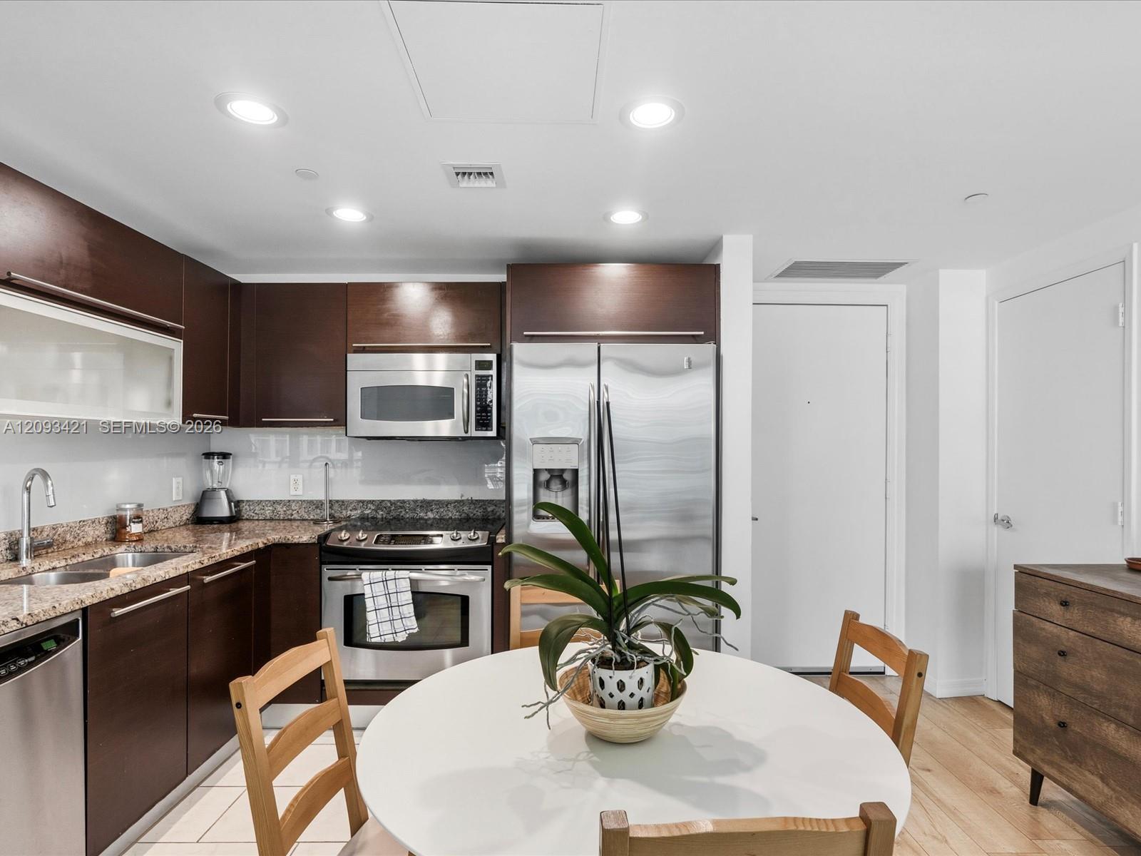 950 Brickell Bay Drive 1208 Property Photo 3
