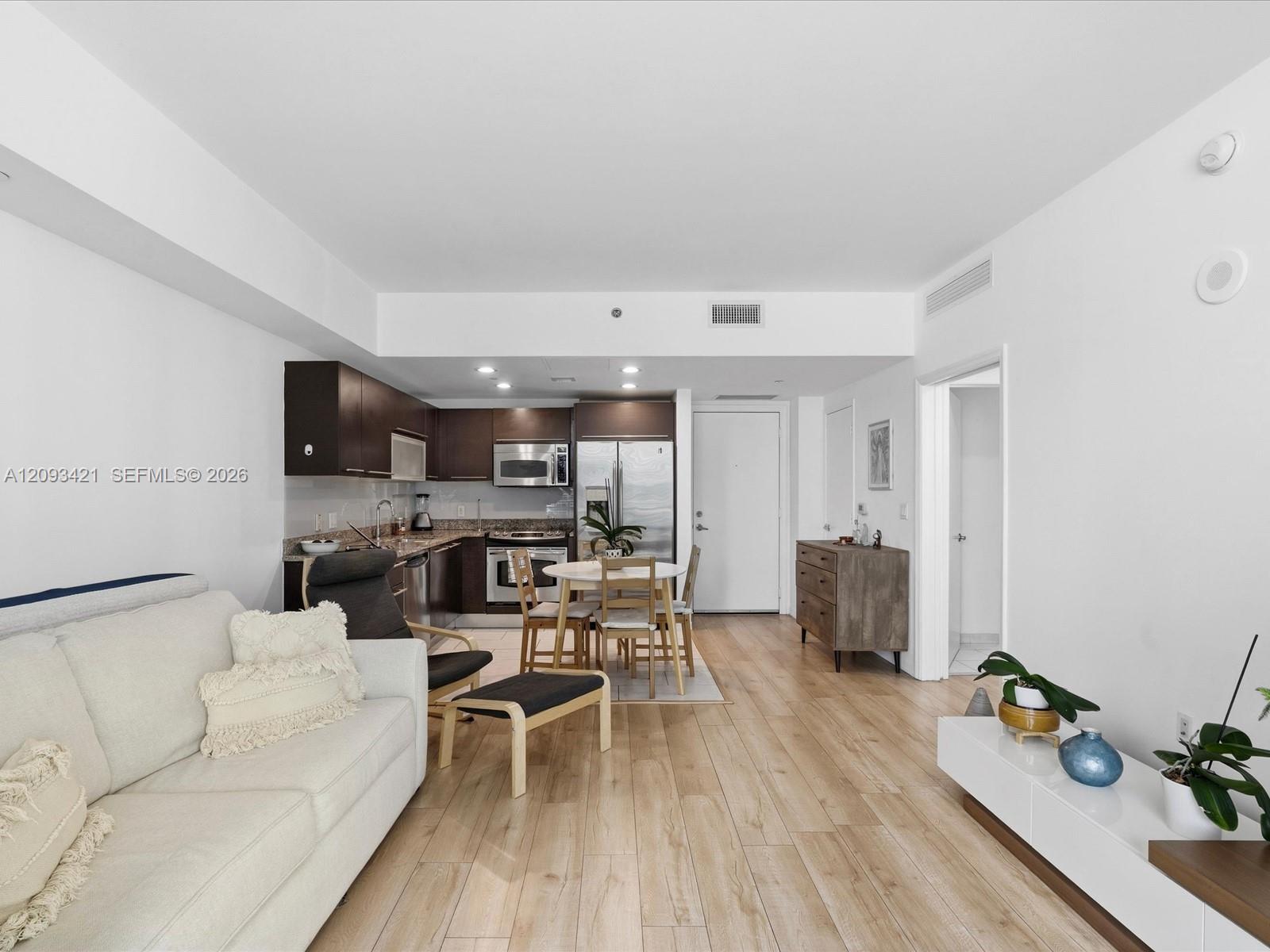 950 Brickell Bay Drive 1208 Property Photo 8