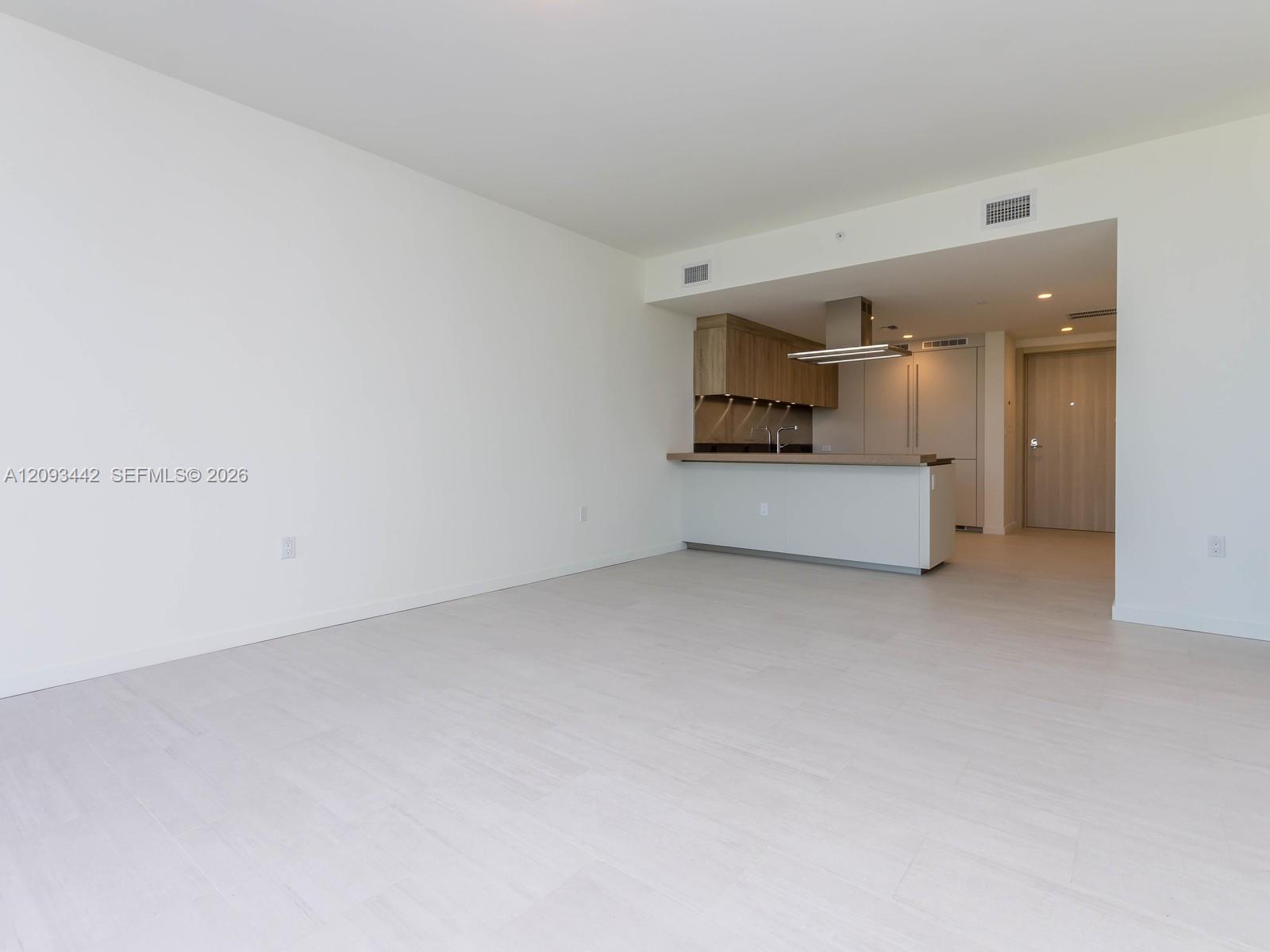 1000 Brickell Plaza 4104 Property Photo 6