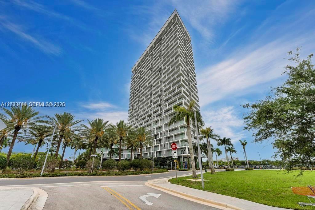 2000 Ne Metropica Way 507 Property Photo 1