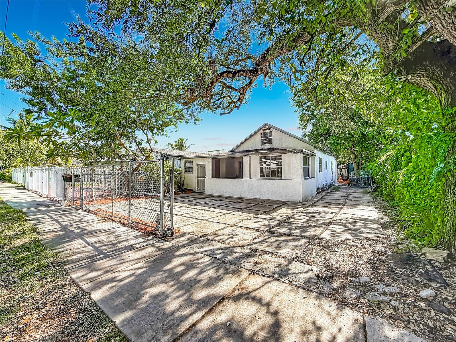4433 NW 22nd Court