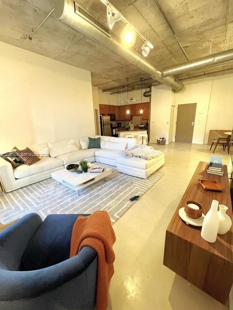 2001 Biscayne Boulevard 2309 Property Photo 8
