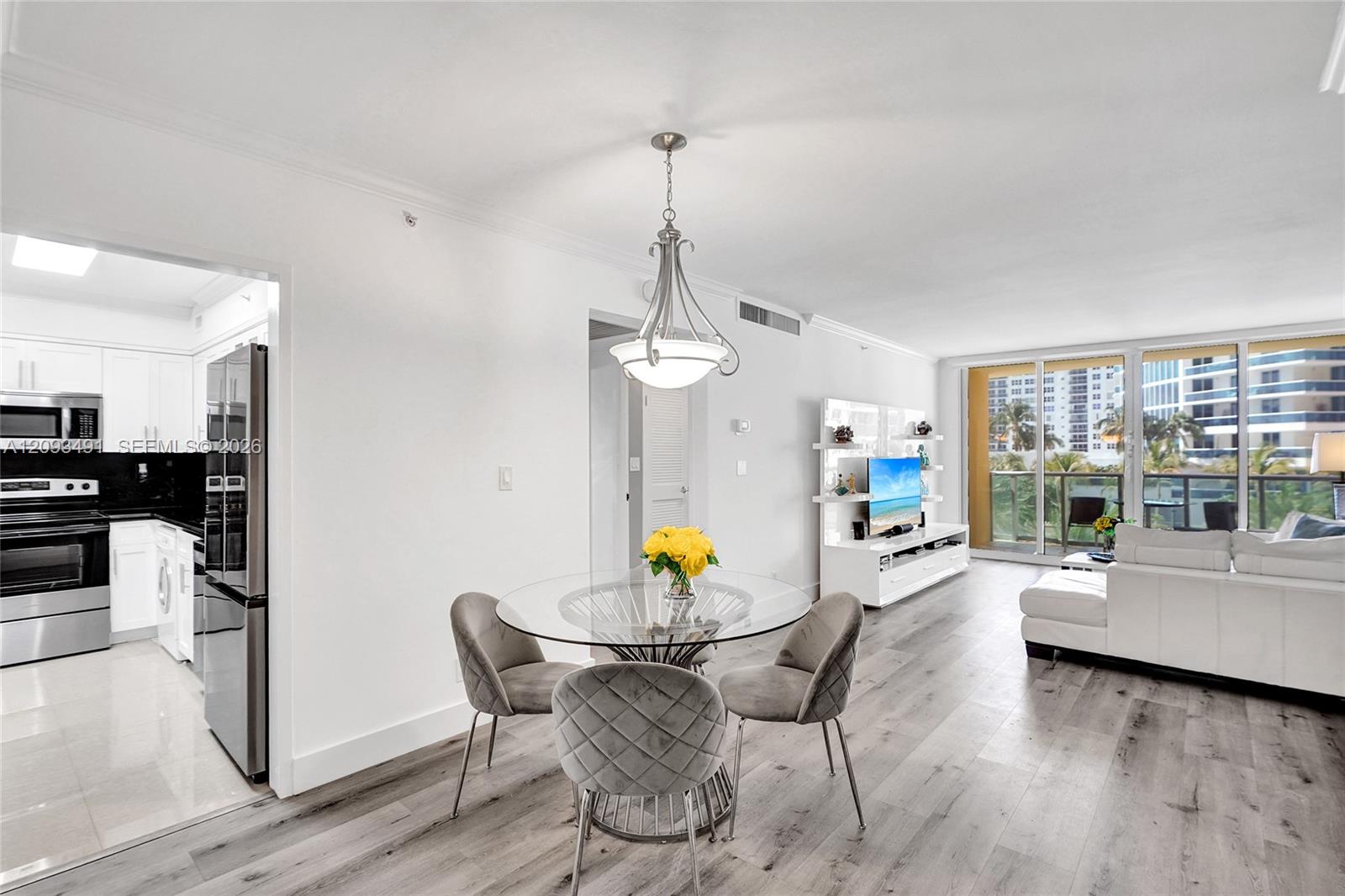 2501 S Ocean Drive 415 (available Now) Property Photo 8