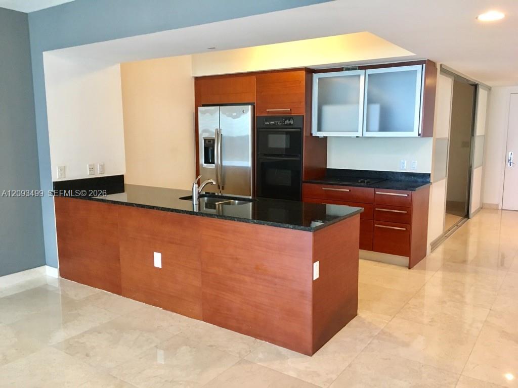 A12093499 Property Photo 3