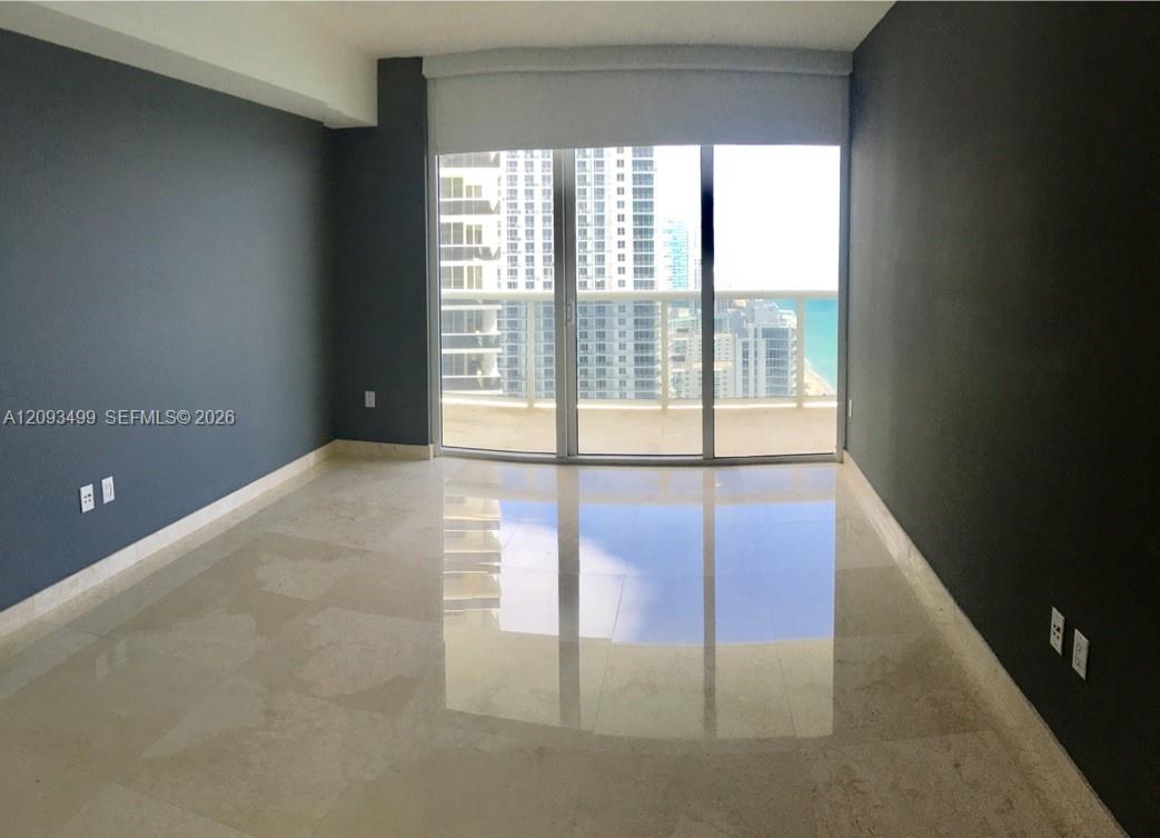 A12093499 Property Photo 9