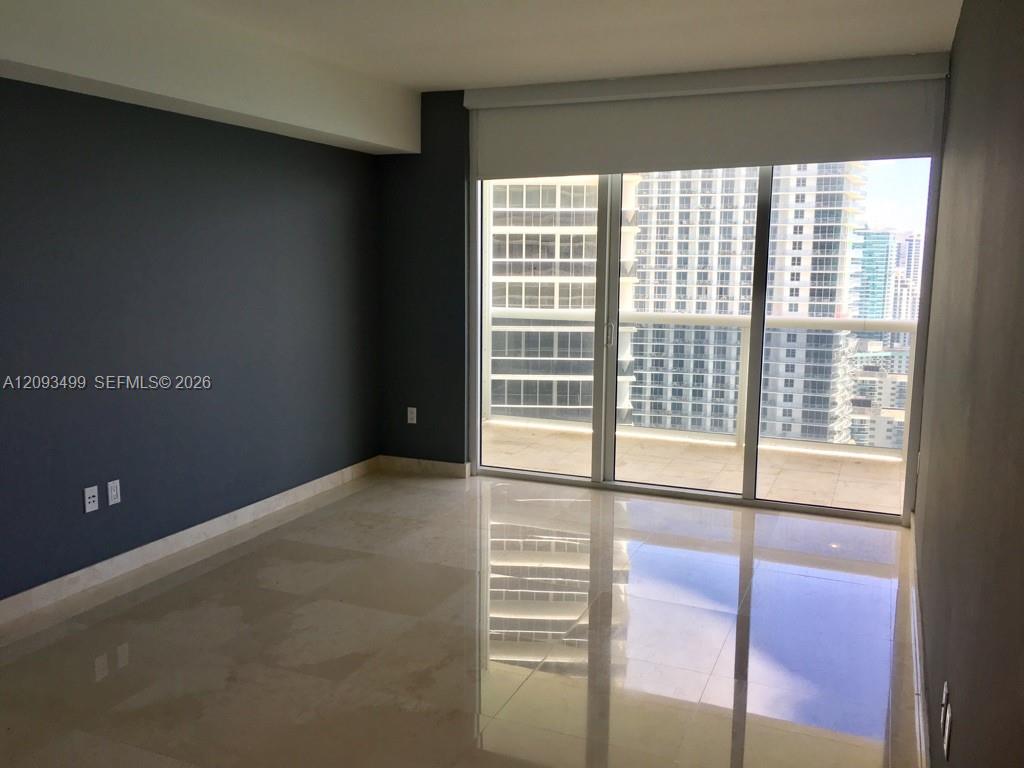 A12093499 Property Photo 10