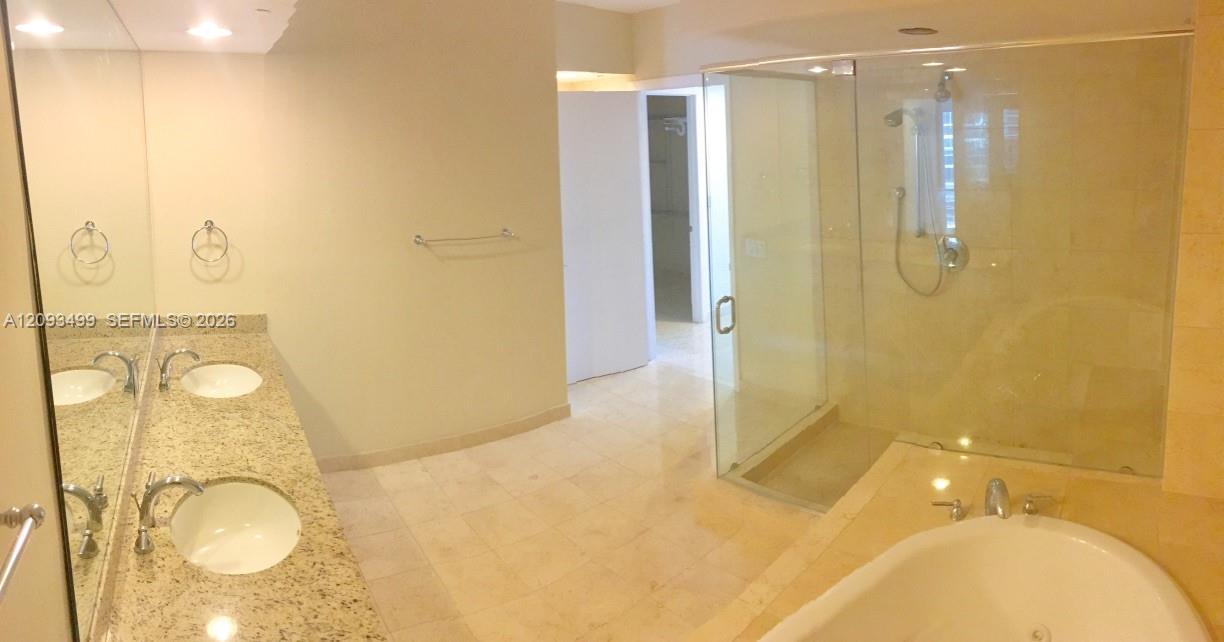 A12093499 Property Photo 15