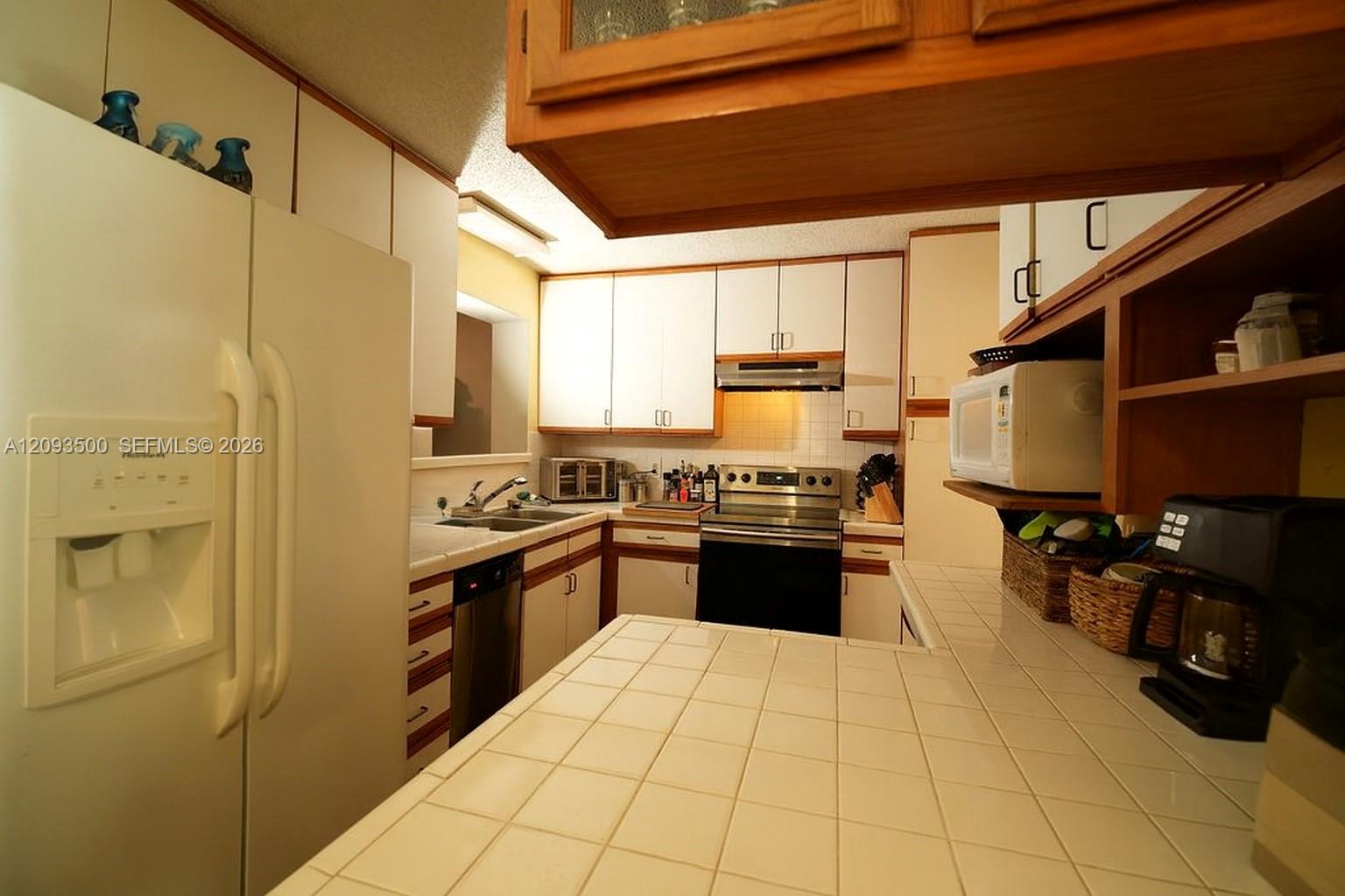 3511 Cesery Boulevard Property Photo 6