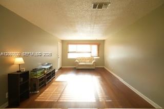 3511 Cesery Boulevard Property Photo 9
