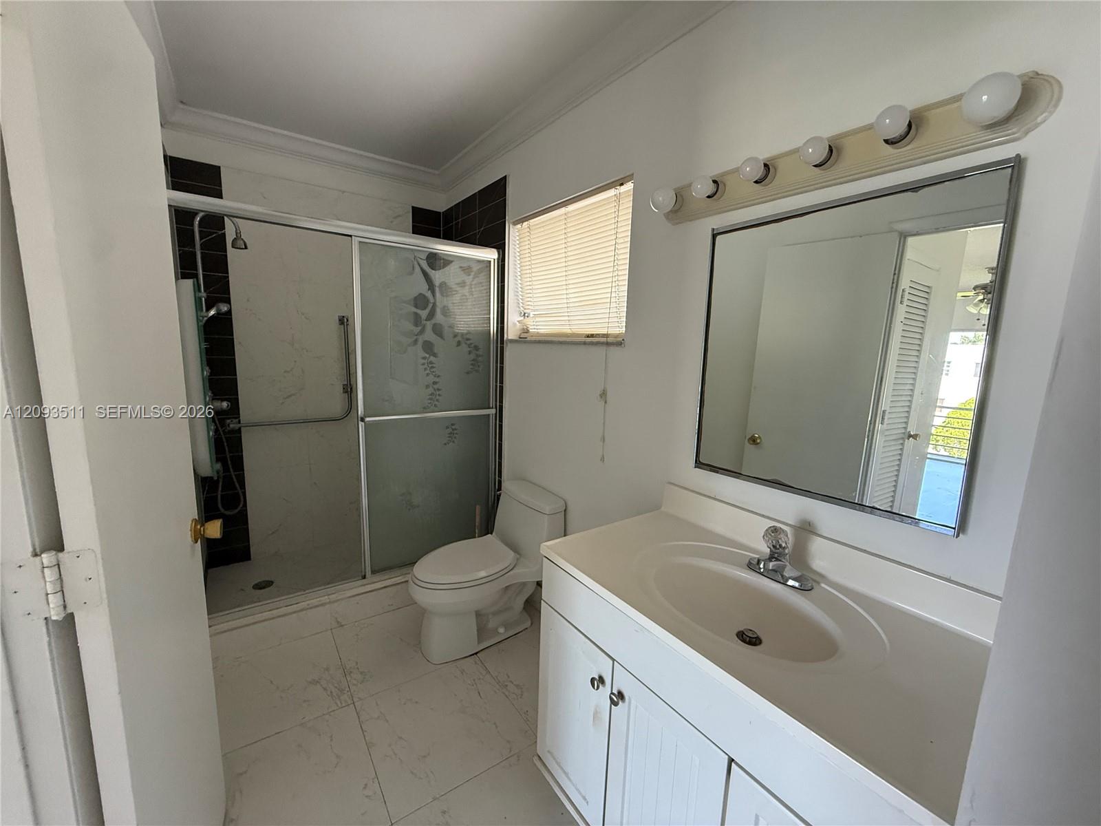 2200 Park Lane 306 Property Photo 10