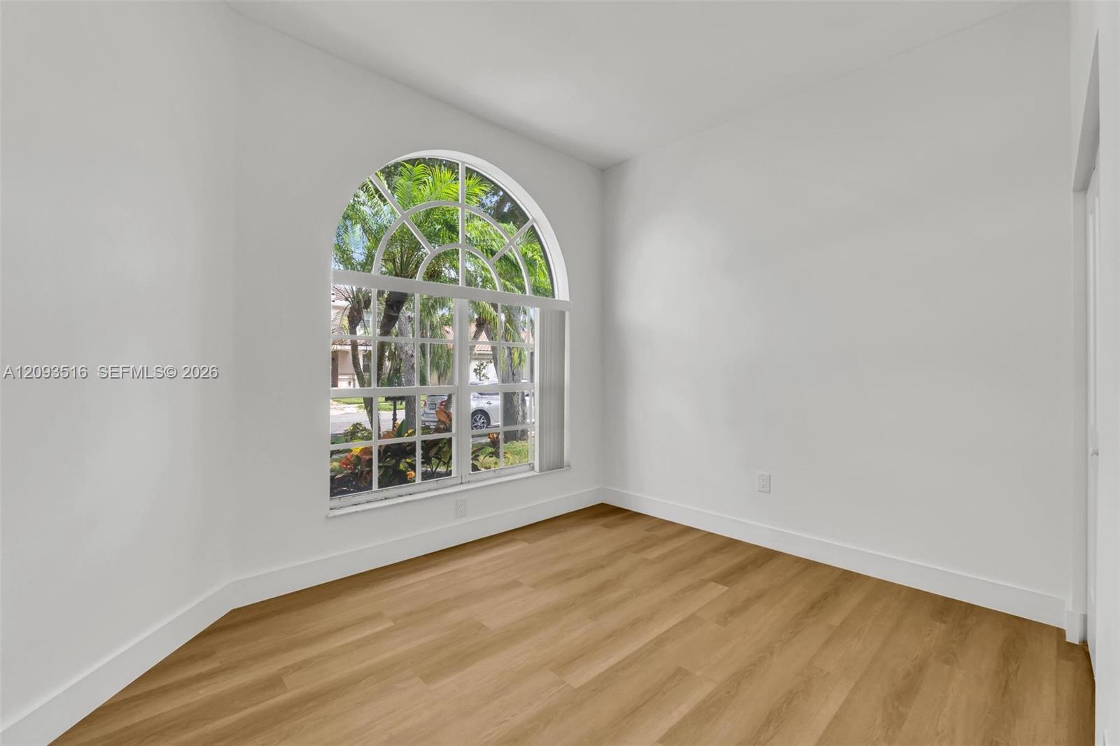 16 Gables Boulevard Property Photo 18