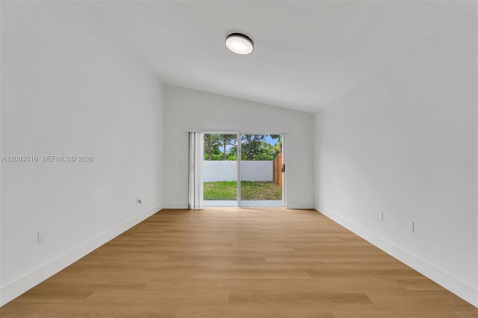 16 Gables Boulevard Property Photo 30