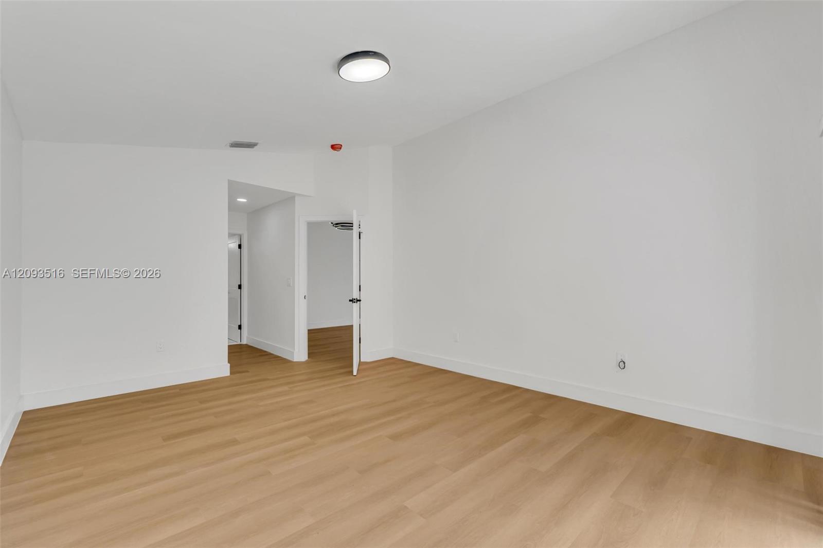 16 Gables Boulevard Property Photo 31