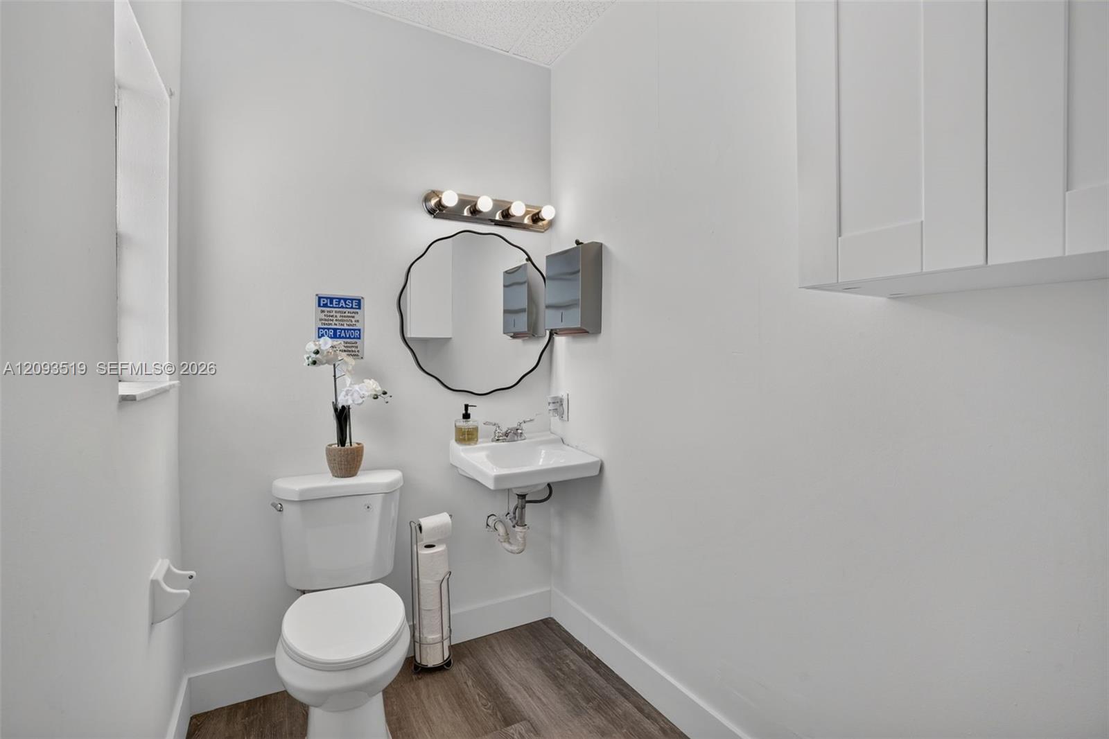 A12093519 Property Photo 20