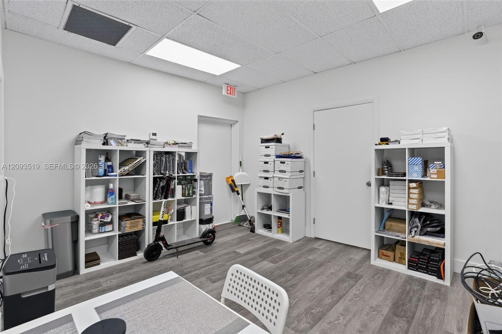 A12093519 Property Photo 22