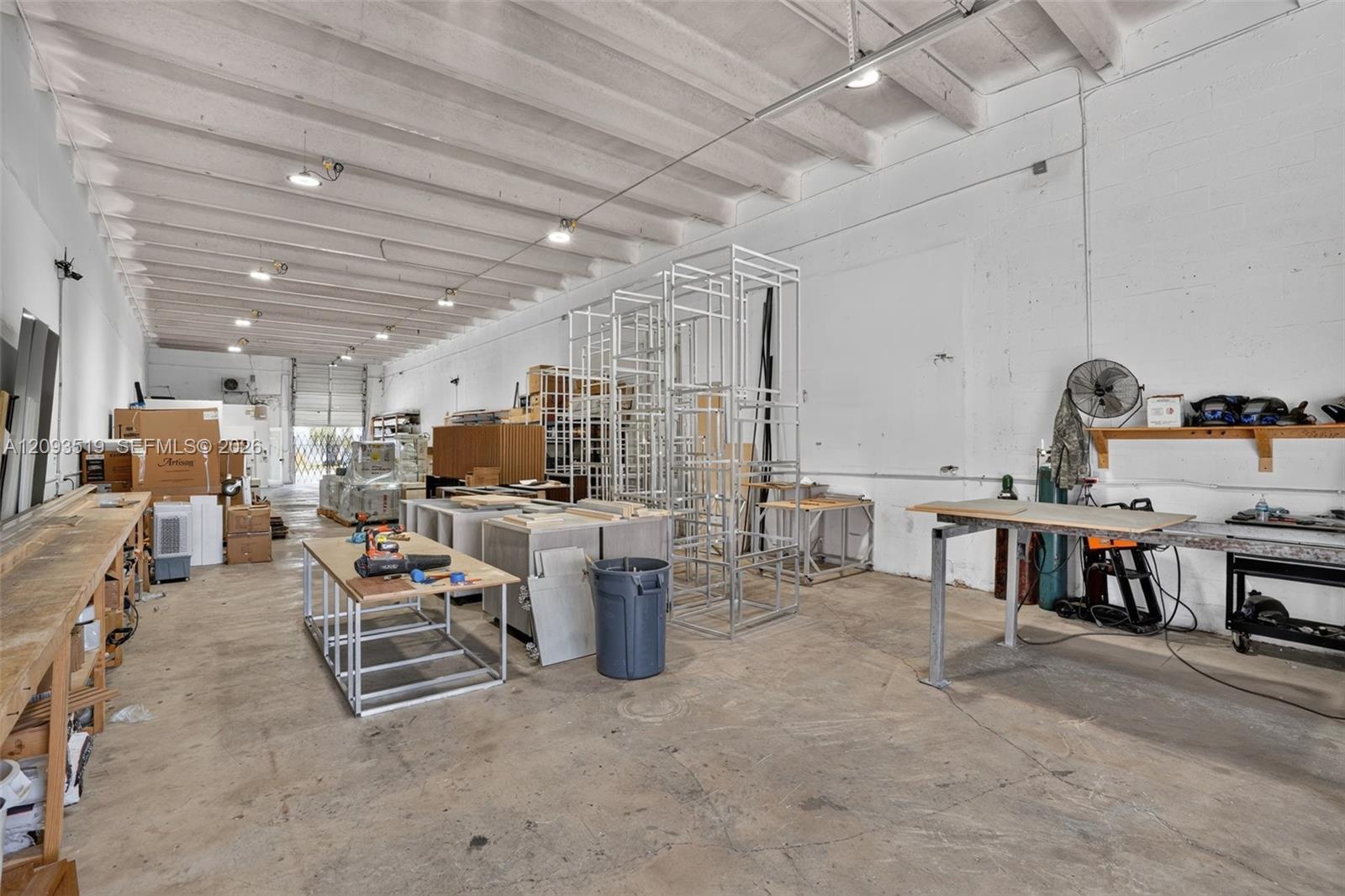 A12093519 Property Photo 27
