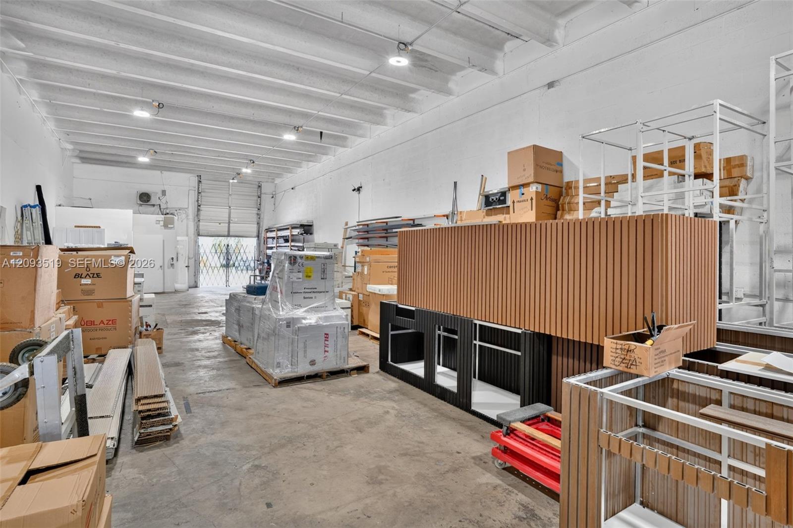 A12093519 Property Photo 29