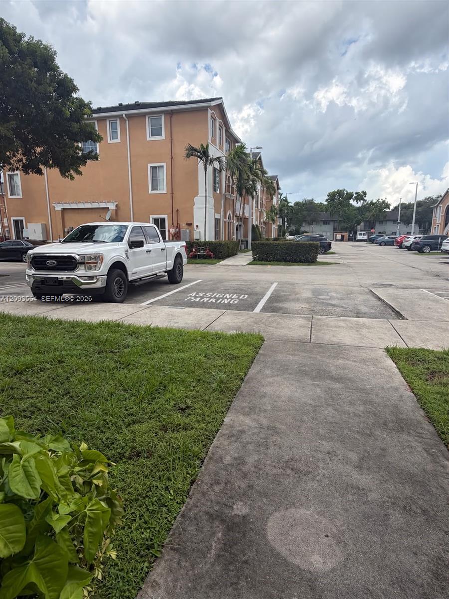 7050 Nw 177th Street 108-11 Property Photo 21