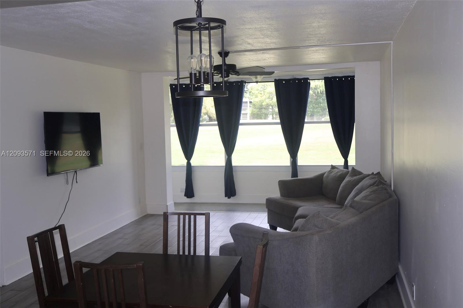 A12093571 Property Photo 7