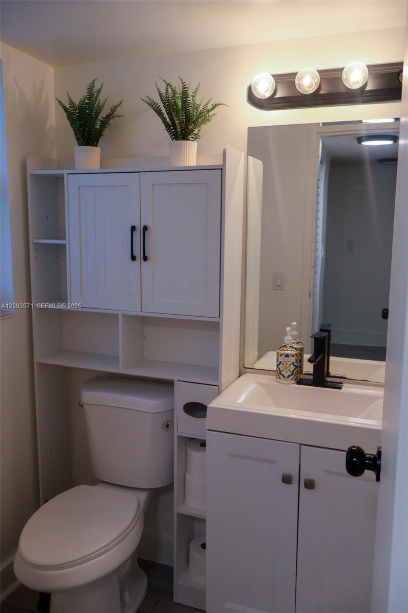 A12093571 Property Photo 15