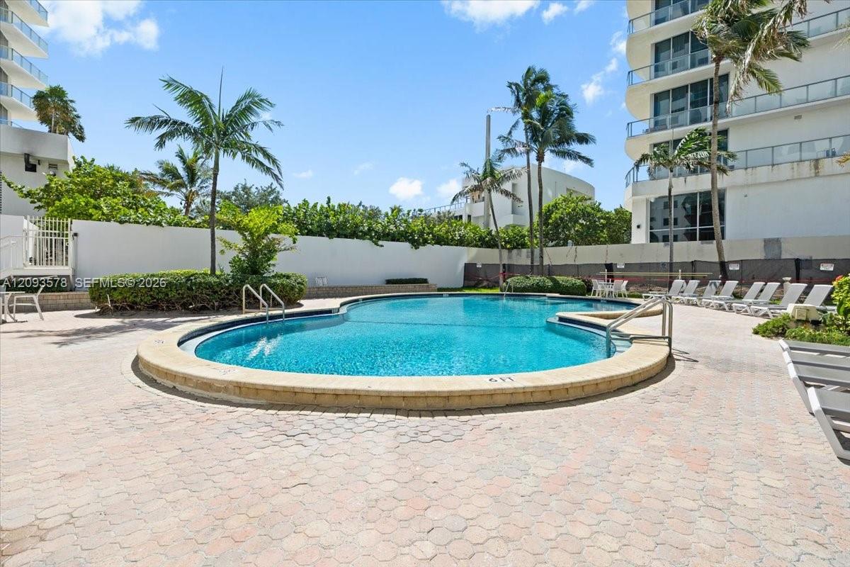4001 S Ocean Drive 4C Property Photo 1