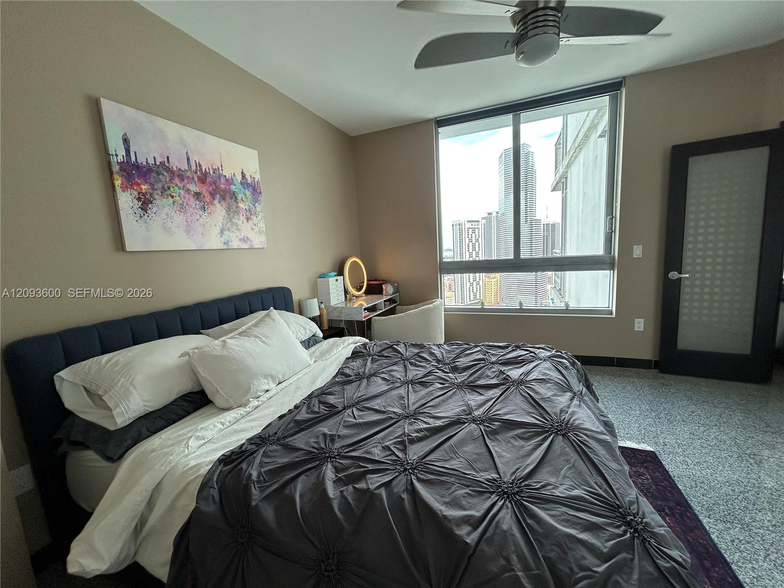 A12093600 Property Photo 11