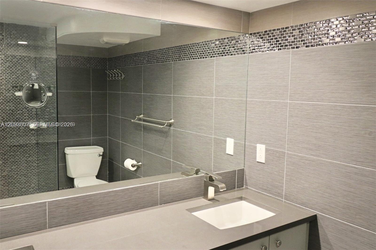 1849 S Ocean Drive 1202 Property Photo 11
