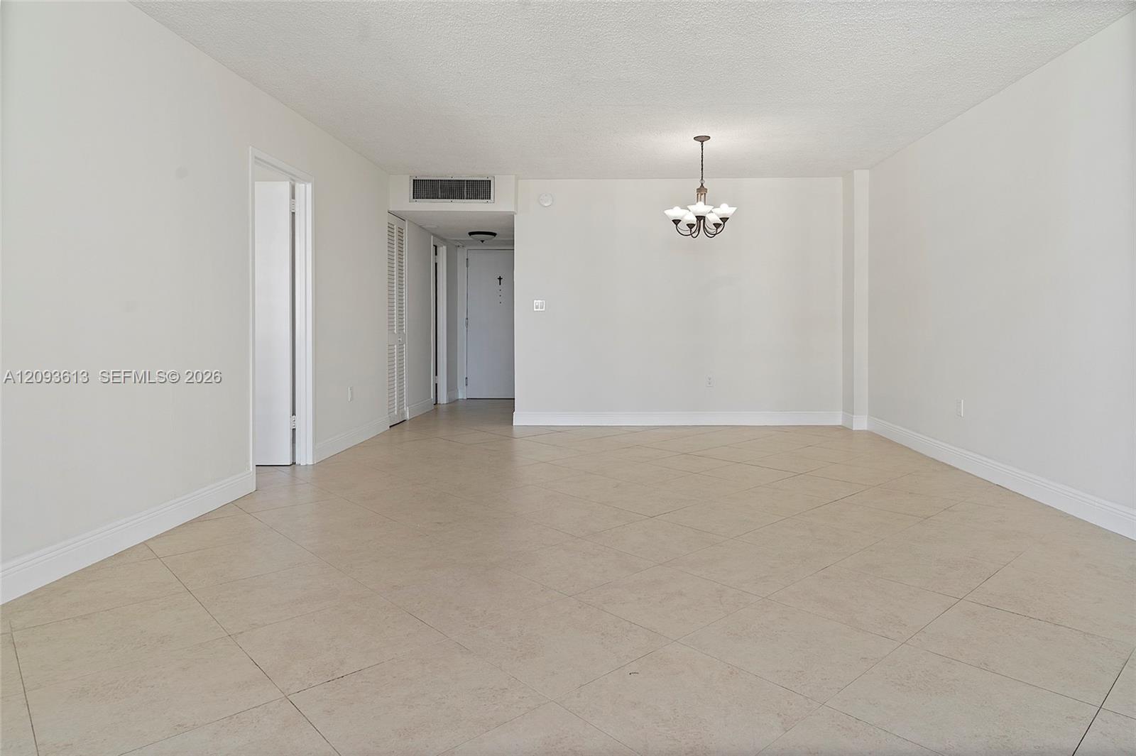 5701 Collins Avenue 1007 Property Photo 27