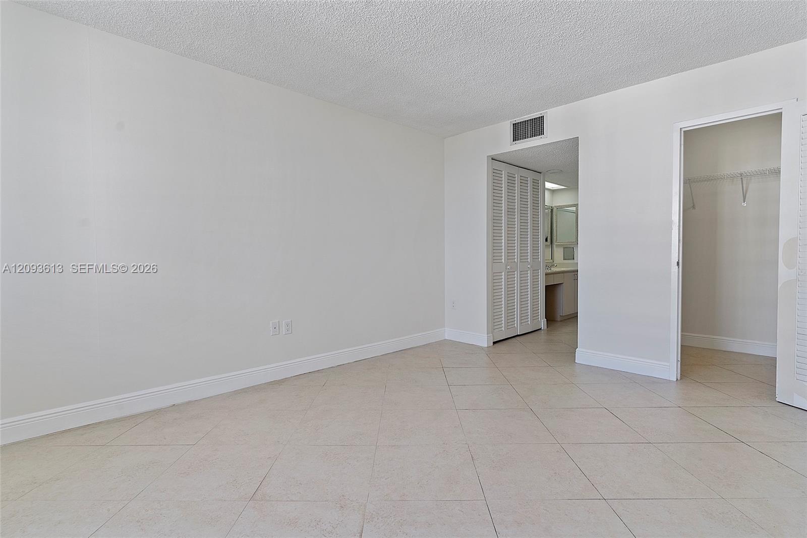 5701 Collins Avenue 1007 Property Photo 34